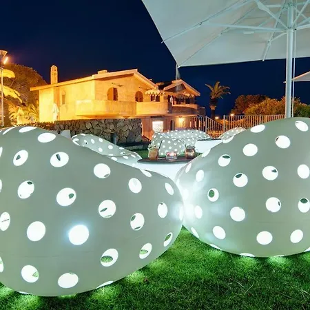 Ferdinanda Costa Rei, Sardegna Prázdninový dům *