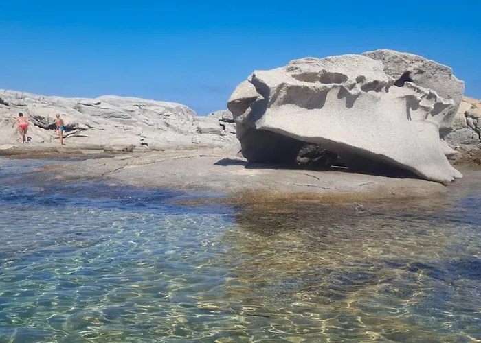 Ferdinanda Costa Rei, Sardegna